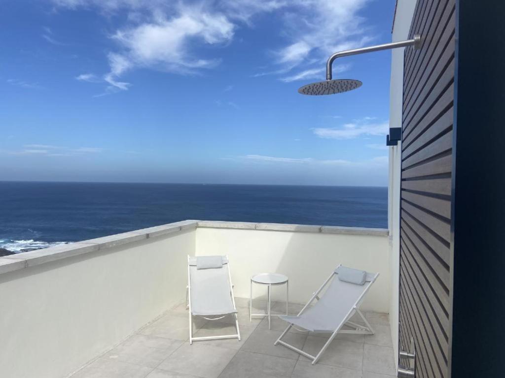 Apartamento de 2 dormitorios con terraza y vistas al mar