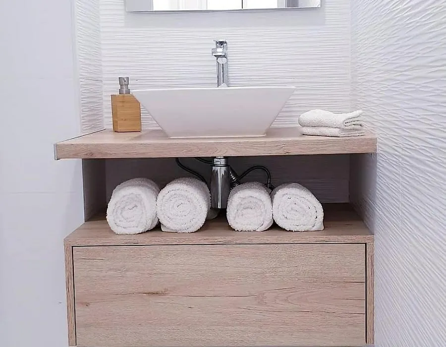 Enzo Suite-1