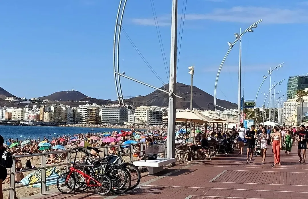 Home2Book Las Canteras Beach & City Stay-1