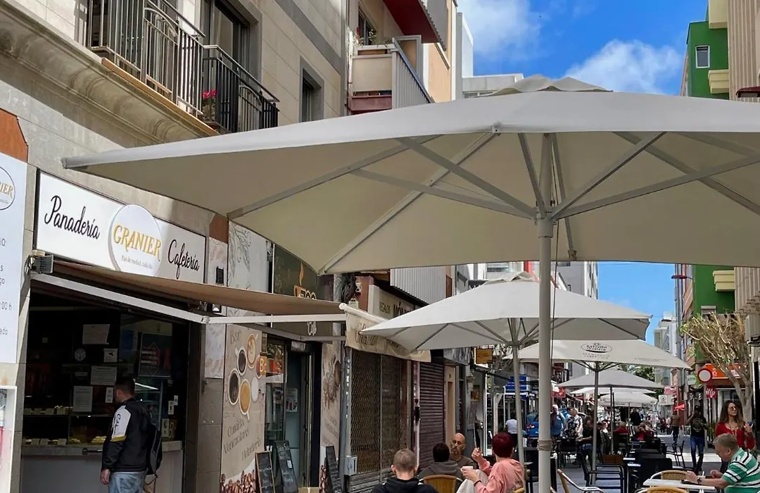 Las Palmas PeOple - LAS CANTERAS-1