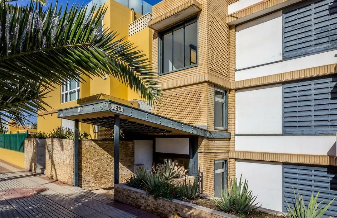 Nice Apartment In Excellent Neighborhood-1