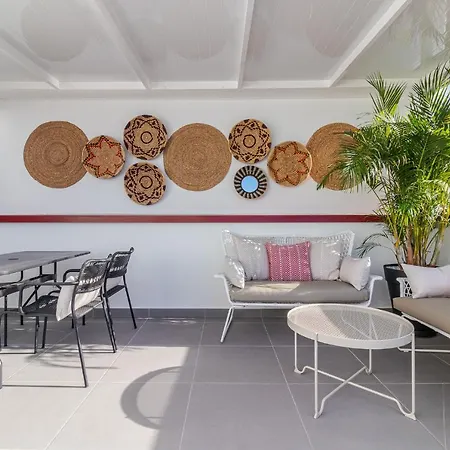 Modern Apartment - Shared Rooftop - Las Canteras-2