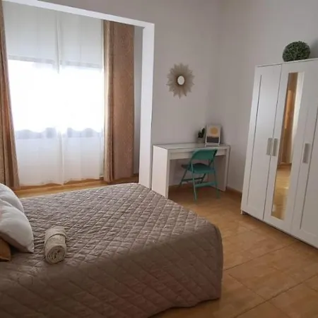 Piso De 2 Habitaciones A 200 Metros De La Playa-2
