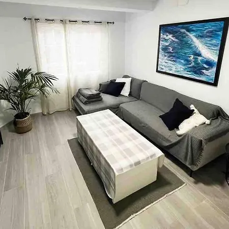 Apartamento URBAN ZEN con terraza y Jacuzzi-3