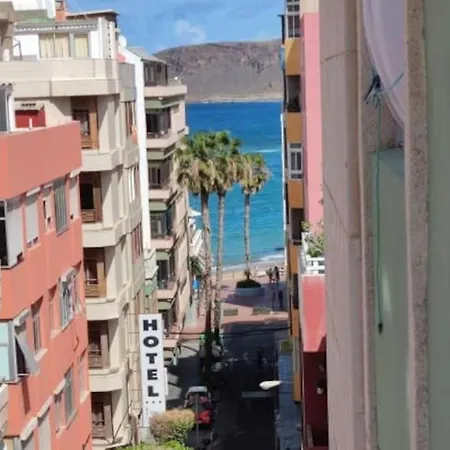 Casita Canaria Wonderful loft in Las Canteras-2