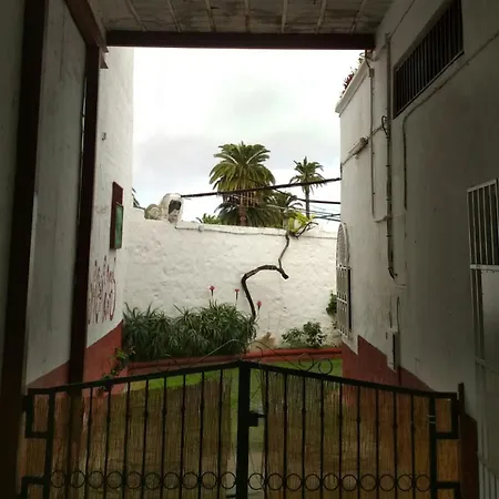 Residencia Los Conejos - Bike & Motorbike-2