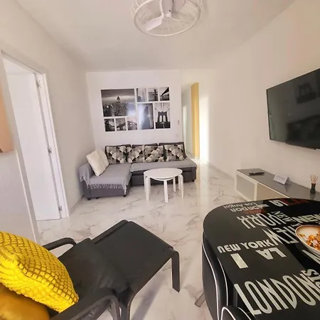 New Big Flat With Balcony 50Mts Away From Beach Parking Optional-2