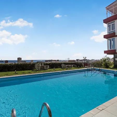 Urban Elegance View Suite Pool-3