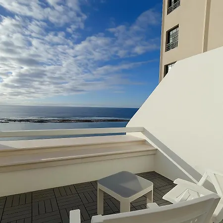 Moderno Estudio con terraza en Las Canteras-2
