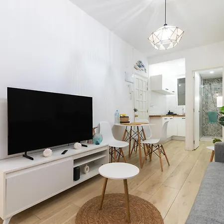 Home2Book Canteras Beach Getaway-2