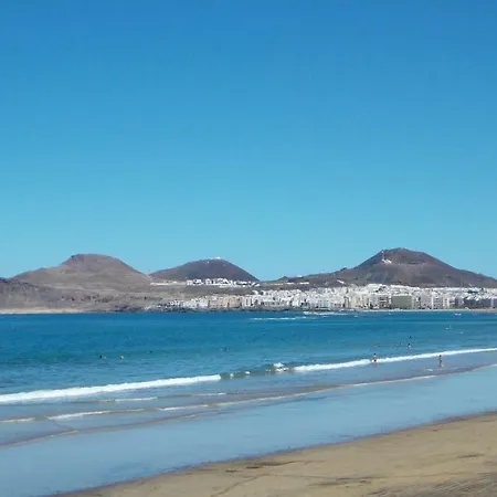 Black & White Las Canteras-3