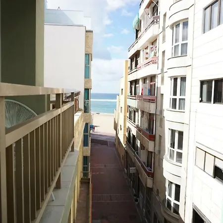 Black & White Las Canteras-2