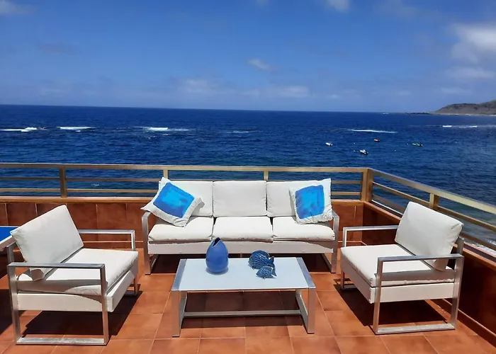 Apartamento Isamaría Terraza y Piscina en la playa Las Palmas de Gran Canaria
