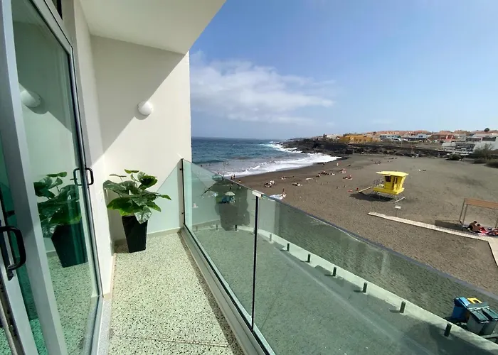 Hermoso edificio Frente al mar con gran terraza y hermosas vistas Las Palmas de Gran Canaria