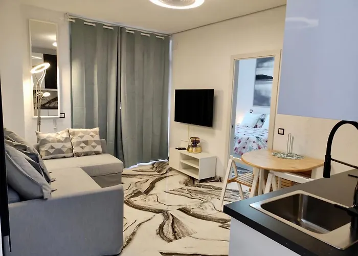 2 Bedrooms Flat + Balcony + Parking At Las Canteras Beach Las Palmas de Gran Canaria