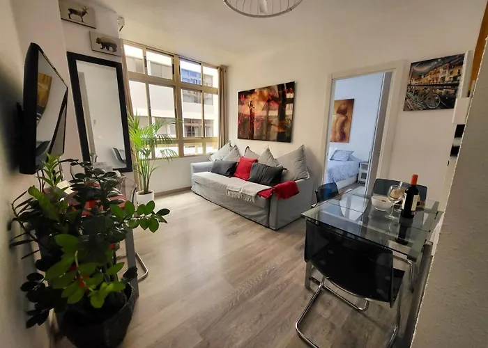 2 Bedrooms Flat 50 Mts Away From Las Canteras Beach Las Palmas de Gran Canaria