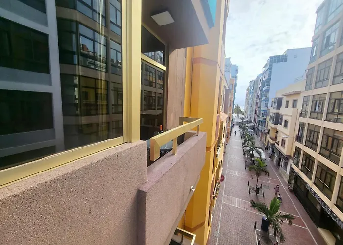 New Big Flat With Balcony 50Mts Away From Beach Parking Optional Las Palmas de Gran Canaria