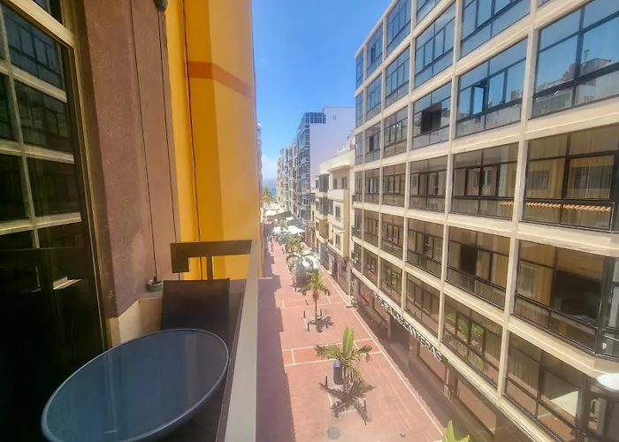 New 2 Bedrooms Gold Flat At Las Canteras Beach With Balcony And Free Parking Las Palmas de Gran Canaria