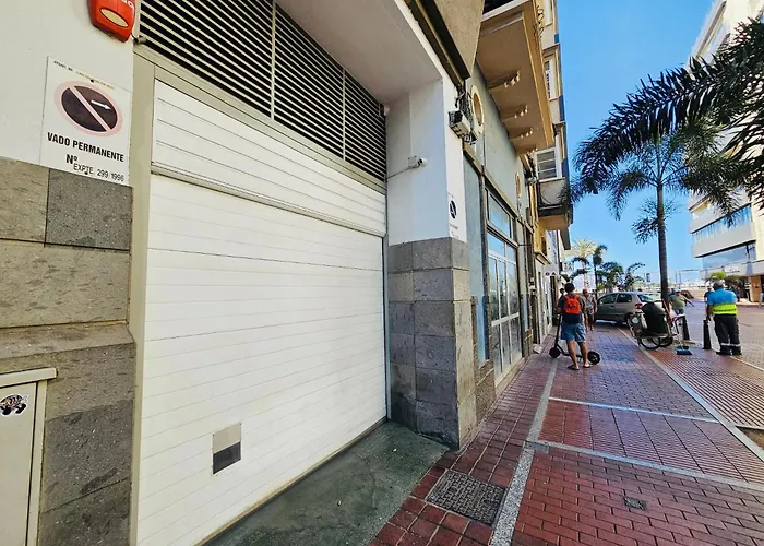 New 2 Bedrooms Gold Flat At Las Canteras Beach With Balcony And Free Parking Las Palmas de Gran Canaria