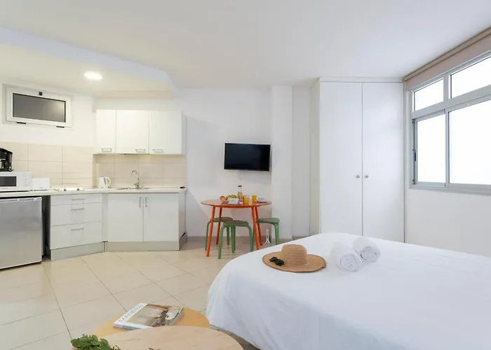 Estudio a 25 metros playa Canteras - WIFI Las Palmas de Gran Canaria